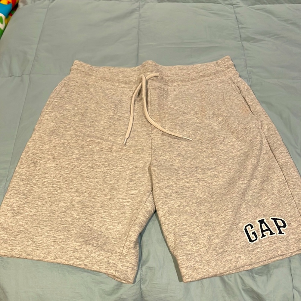 Gap mens cotton shorts